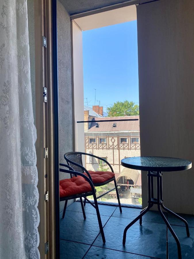 Forum Apartment 66 利沃夫 外观 照片
